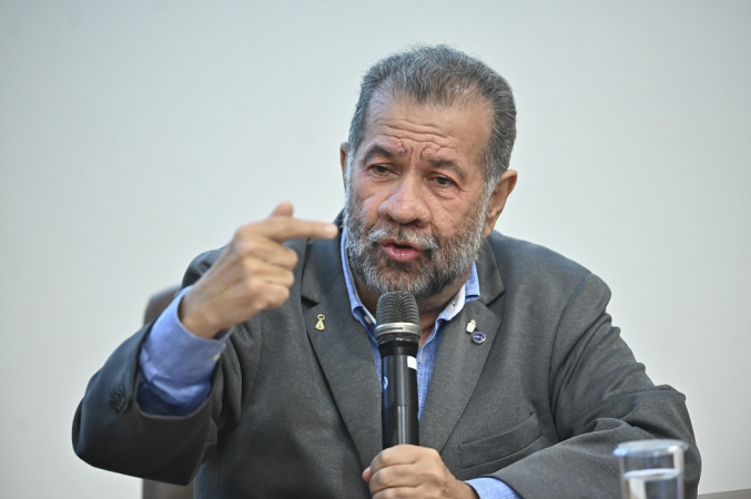 Carlos Lupi