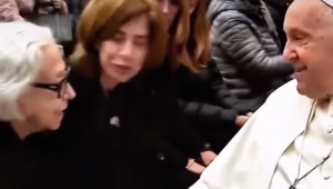 Fernanda Torres com papa Francisco