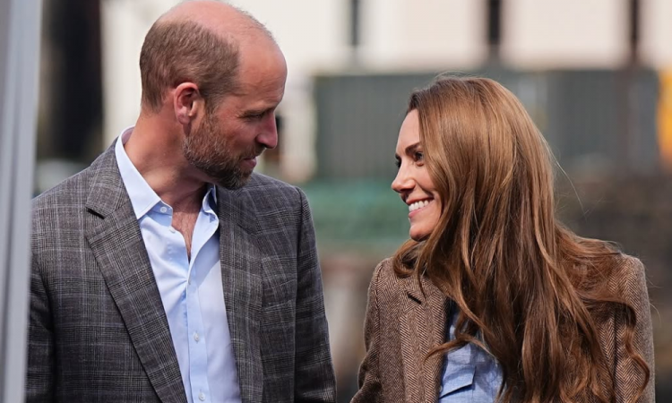 William e Kate publicam foto romântica em bodas discretas na Escócia