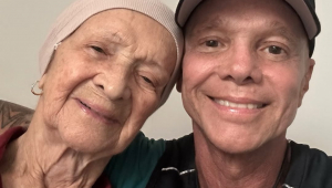 O cantor Netinho com a sua mãe em foto publicada no Instagram
