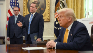 Trump e Mike Waltz