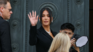 Kim Kardashian revela em julgamento que teve ‘certeza de que iria morrer’ durante roubo milionário em Paris