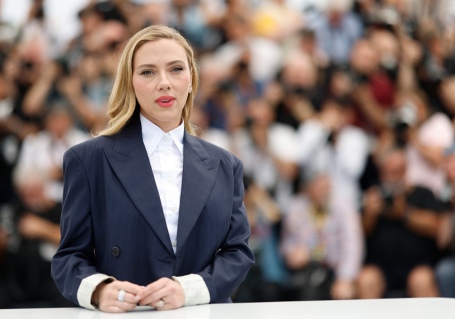 CANNES (França), 21/05/2025. - A diretora Scarlett Johansson comparece à sessão de fotos de "Eleanor, a Grande"