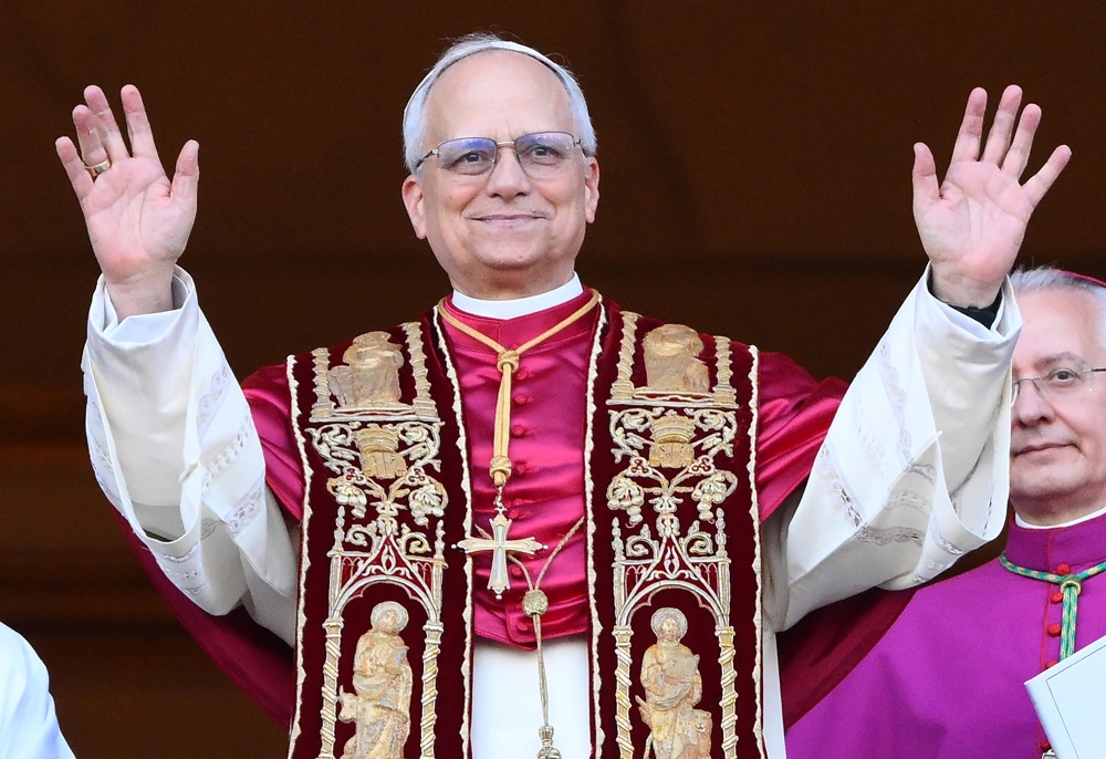 Cardeal Prevost novo papa