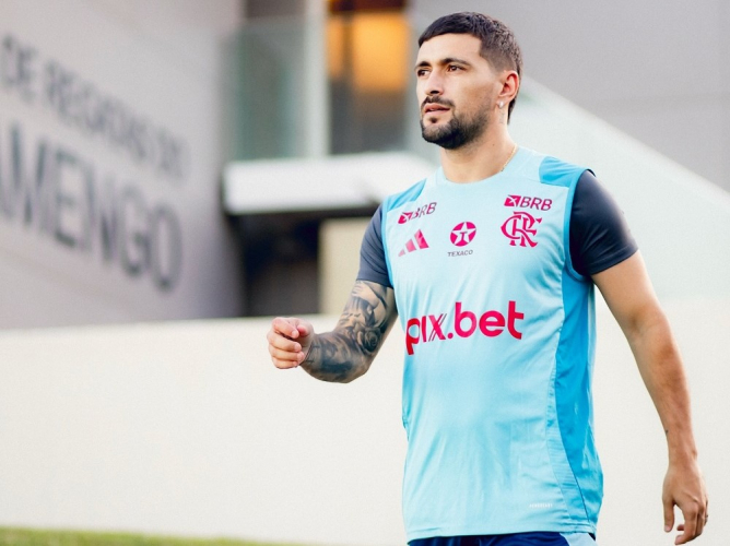 Flamengo vai com os titulares contra o Botafogo-PB? Veja a provável escalação de Filipe Luís