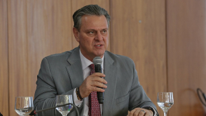 Carlos Fávaro