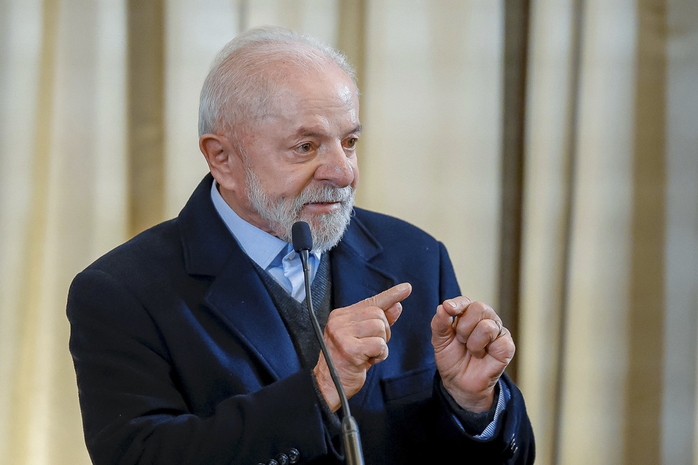Coletiva de Lula