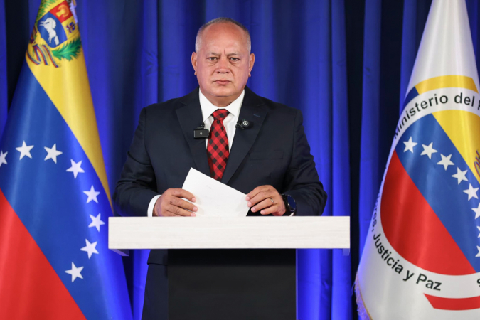 O ministro Diosdado Cabello anuncia a prisão do ex-deputado opositor Juan Pablo Guanipa