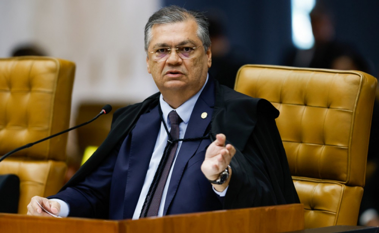 Dino diz que decisão do STF que manteve ação penal contra Ramagem não viola separação de Poderes