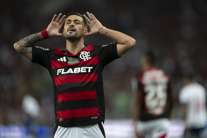 Arrascaeta jogador do Flamengo comemora seu gol durante partida contra o Bahia