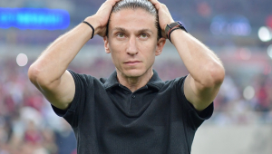 Filipe Luís técnico do Flamengo durante partida contra o Bahia no estádio Maracanã