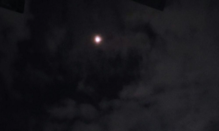 Rússia faz ataque em grande escala contra Kiev com drones e mísseis e deixa ao menos 8 feridos