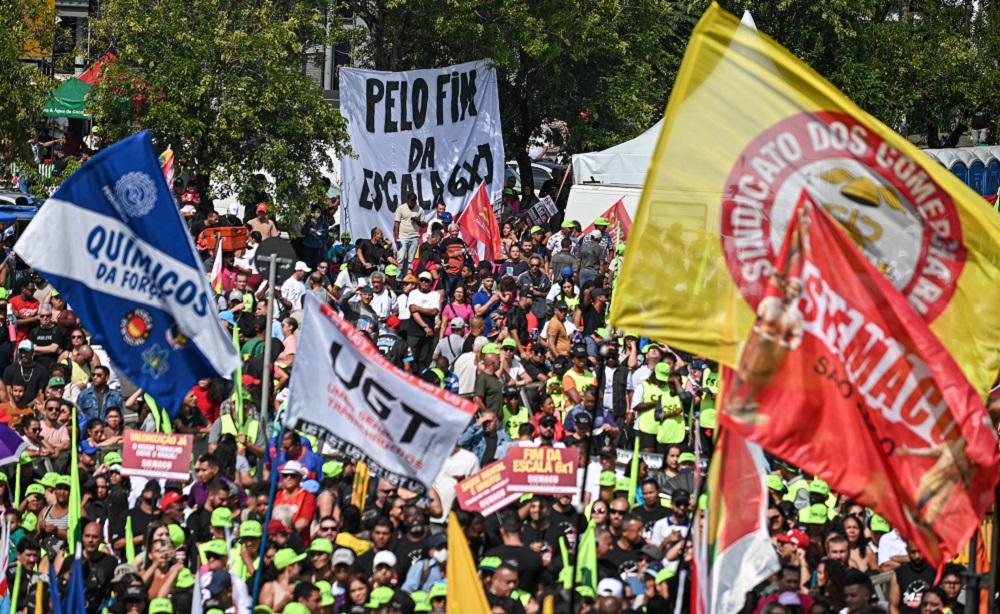 Evento Dia do Trabalhador promovido por centrais sindicais em Santana, Zona Norte de SP