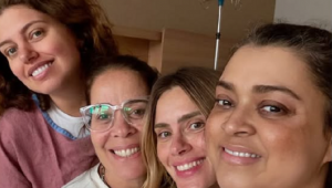 Carolina Dieckmann visita Preta Gil no hospital e se emociona: ‘O melhor lugar do mundo é o amor’