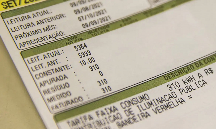 Prévia da inflação desacelera para 0,36% em maio, mas remédios e conta de luz têm alta