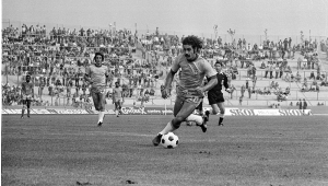 Rivellino em ação na Copa do Mundo de 1974