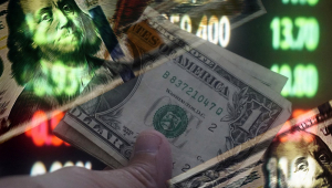 Dólar cai e fecha a R$ 5,66 com Copom e acordo comercial entre EUA e Reino Unido
