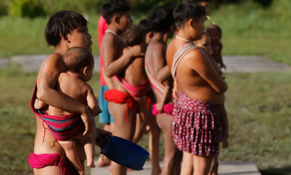 Número de óbitos de indígenas Yanomami cai 21% em 2024