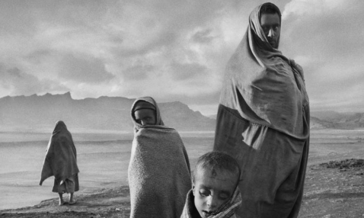 Refugees in the field of Korem, Ethiopia, 1984