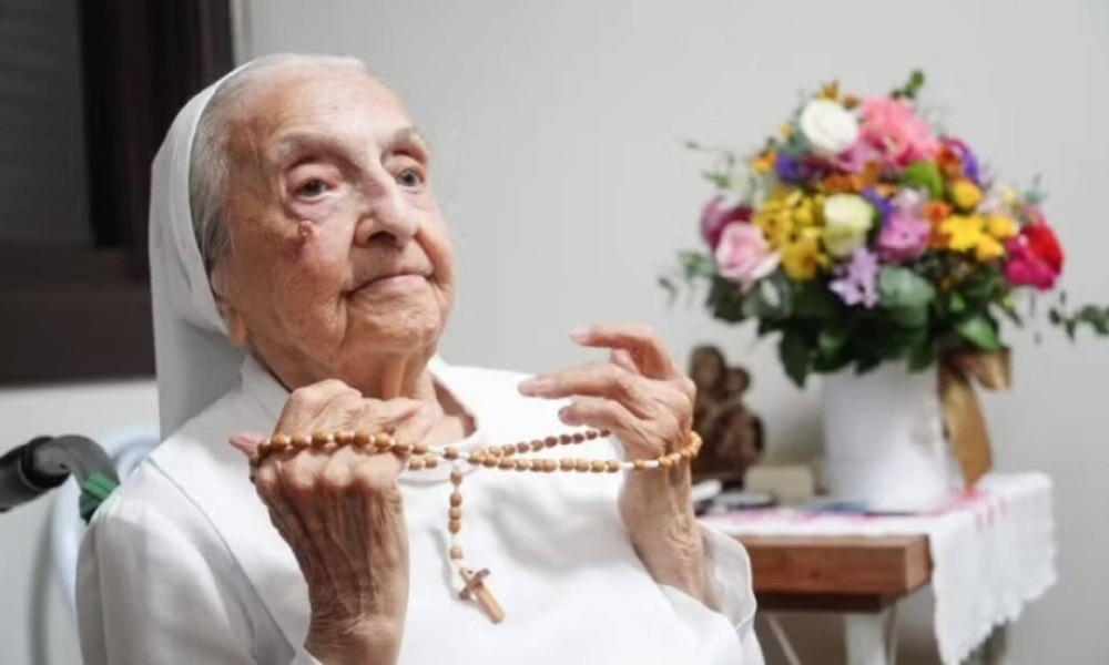 Com 116 anos, Inah Canabarro Lucas vivia na casa da Congregação Irmãs Teresianas do Brasil, em Porto Alegre