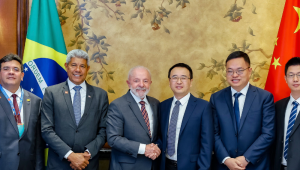 Presidente da República, Luiz Inácio Lula da Silva, durante audiência concedida ao Presidente do Conselho da Windey Technology, Chen Qi.