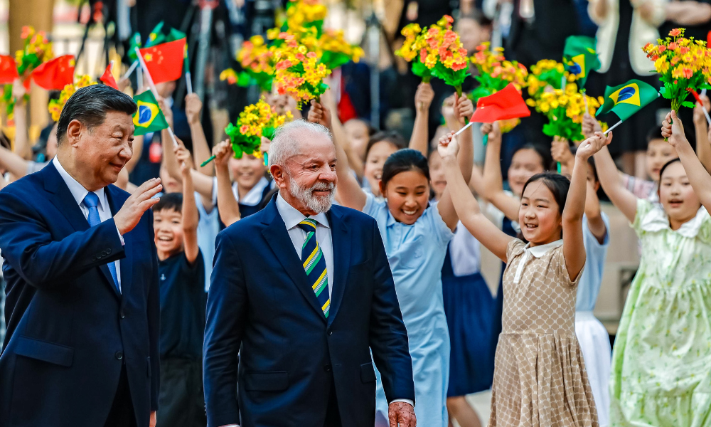 Presidente da República, Luiz Inácio Lula da Silva, durante a cerimônia de boas-vindas, no Grande Palácio do Povo. Pequim - China.