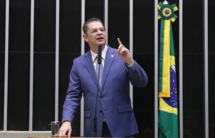 Sóstenes Cavalcante