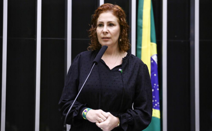 A deputada federal Carla Zambelli