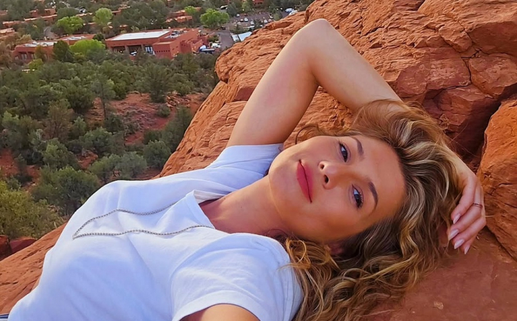 Lívia Andrade revela que estava no avião que fez pouso de emergência em Jundiaí