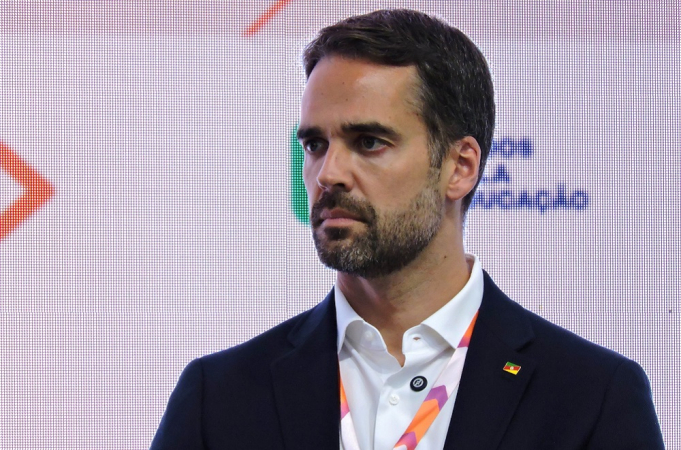 Eduardo Leite participa de evento sobre educação em SP