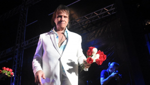 Roberto Carlos cancela show no México por ‘questões de segurança’