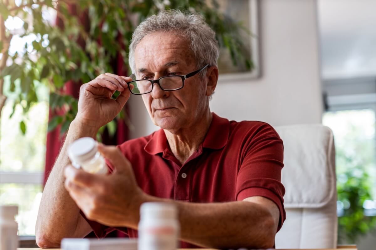 A polifarmácia pode comprometer a saúde e a qualidade de vida de pessoas idosas 