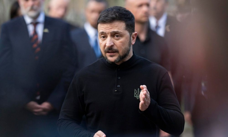 Zelensky rejeita trégua de três dias proposta por Putin: ‘Performance teatral’