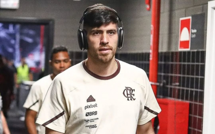 Goleiro Rossi