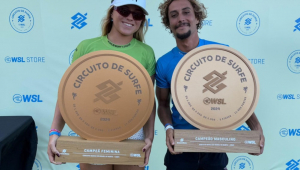 Laura Raupp e Mateus Sena, campeões do Circuito Banco do Brasil de Surfe 2024