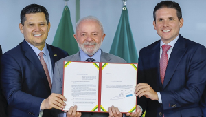 Davi Alcolumbre, Lula e Hugo Motta