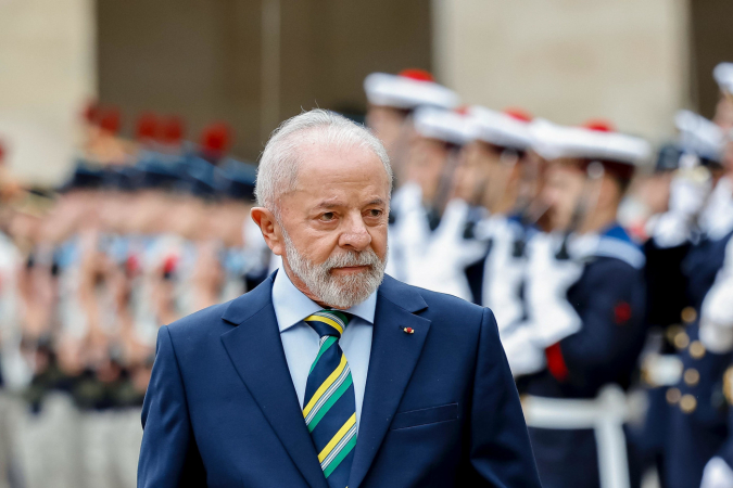 Presidente da República, Luiz Inácio Lula da Silva, durante Cerimônia oficial de boas-vindas. Explanada dos Inválidos, Paris - França