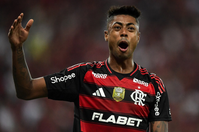 Bruno Henrique jogador do Flamengo durante partida contra o Fortaleza no estádio Maracanã