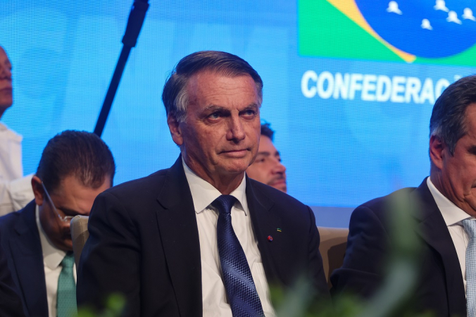 O ex-presidente Jair Bolsonaro (PL) participa da 26ª Marcha a Brasília em Defesa dos Municípios, promovida pela Confederação Nacional de Municípios (CNM), em Brasília