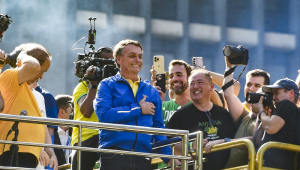 O ex-presidente Jair Bolsonaro (PL) participa de ato com apoiadores na Avenida Paulista