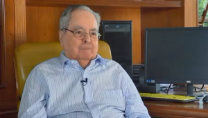 Benedito Ruy Barbosa recebe alta após um mês internado por insuficiência renal