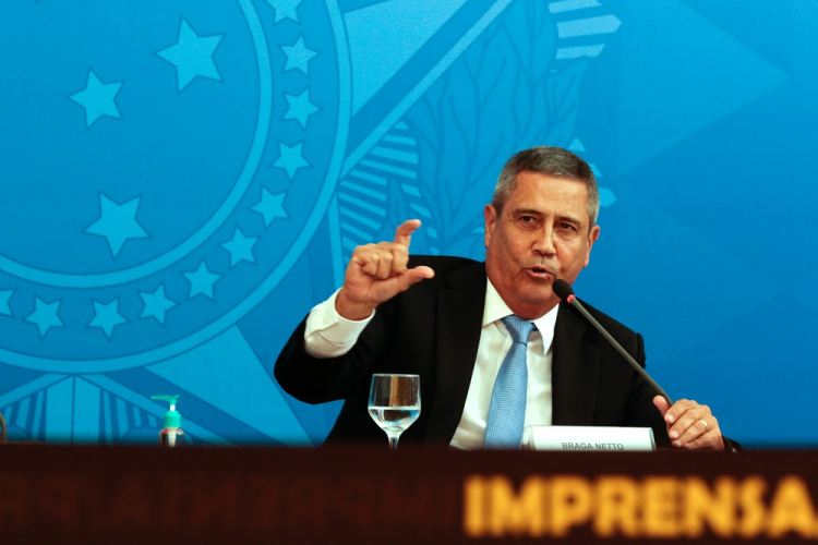 Defesa de Walter Braga Netto solicita adiamento de interrogatórios no caso da suposta tentativa de golpe