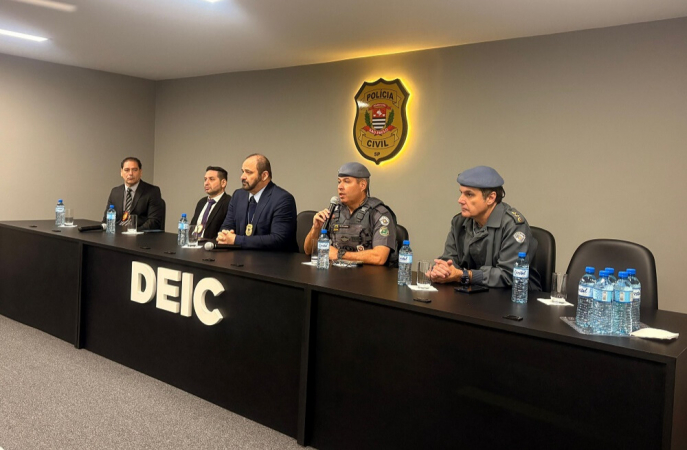 Policiais explicam em entrevista coletiva como será a Operação “Impacto – Proteção a Coletivos”