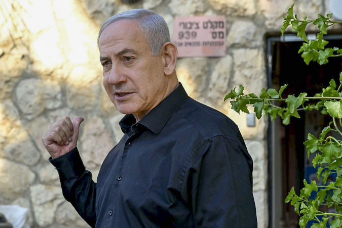 O primeiro-ministro de Israel, Benjamin Netanyahu, afirmou neste sábado, em Jerusalém, que seu país está atuando com o "claro apoio" do presidente dos Estados Unidos, Donald Trump