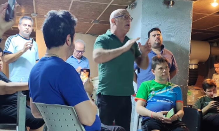 Autoridades brasileiras são escoltadas sob sigilo em operação de evacuação em Israel