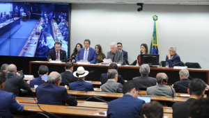 O ministro da Fazenda, Fernando Haddad, participa de audiência na Comissão De Finanças da Câmara dos Deputados