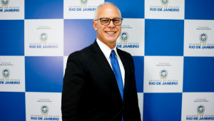 Só aqui você vê um roubo de carrocinha de cachorro-quente com fuzil", diz secretário de segurança pública do Estado do RJ