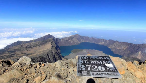 Monte Rinjani, na Indonésia