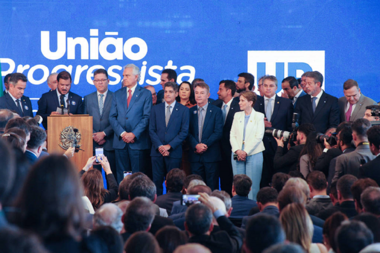 Partidos aliados a Lula se opõem a aumento de impostos proposto por Haddad