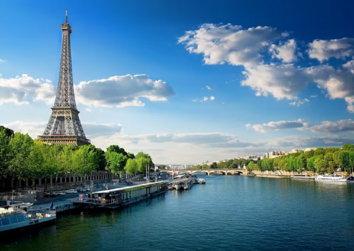 Quem quiser tomar banho de rio no Sena, em Paris, terá que comprovar que sabe nadar